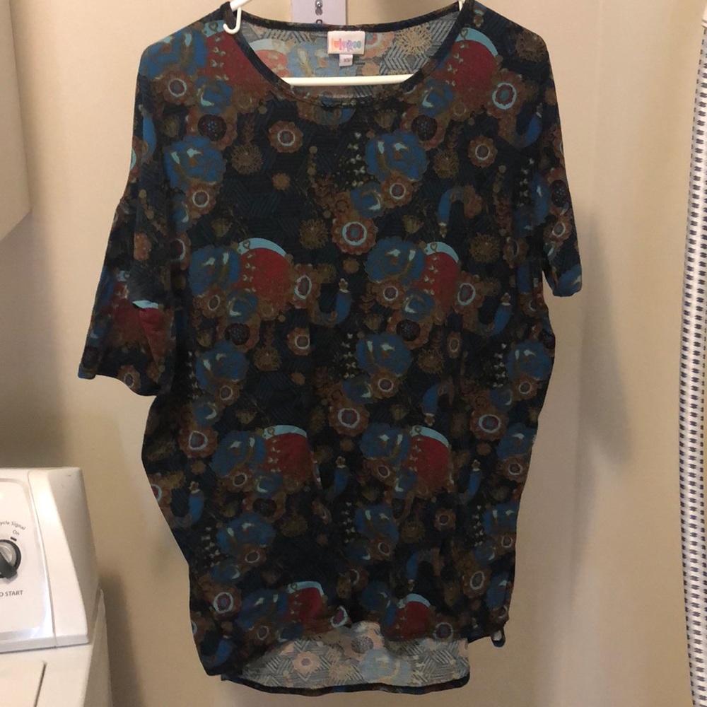 Lularoe shirt